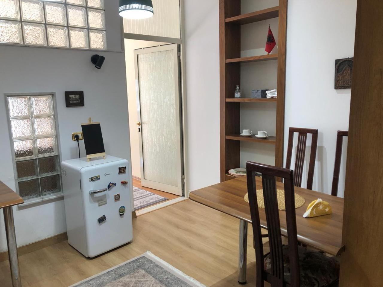 Apartment Sweet Wilson Square *